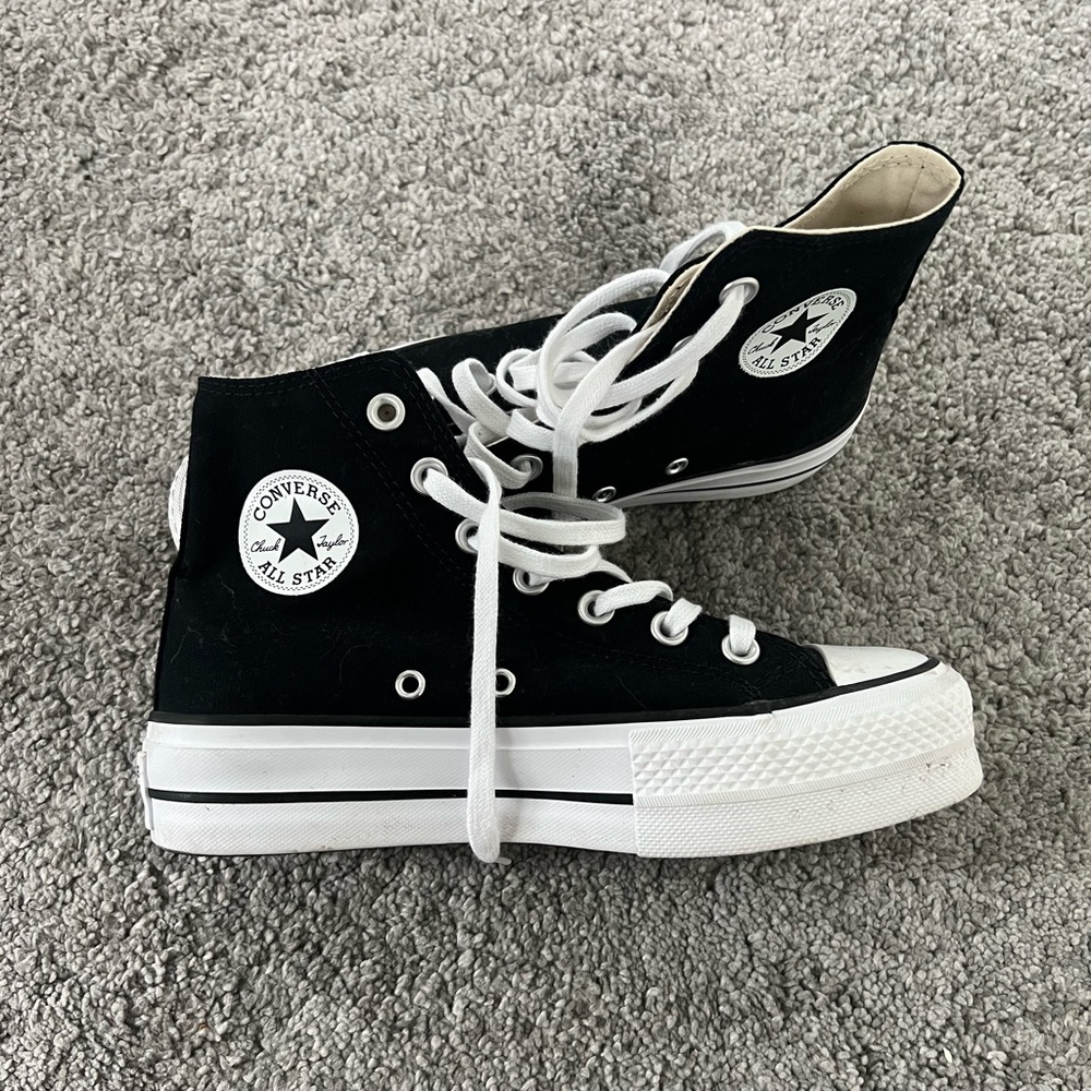 Chuck Taylor Allstar Lift Canvas Platforms